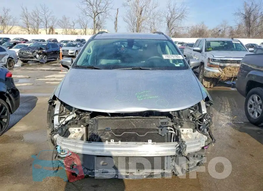 2C4RC1DG7MR547841 Photo# 5