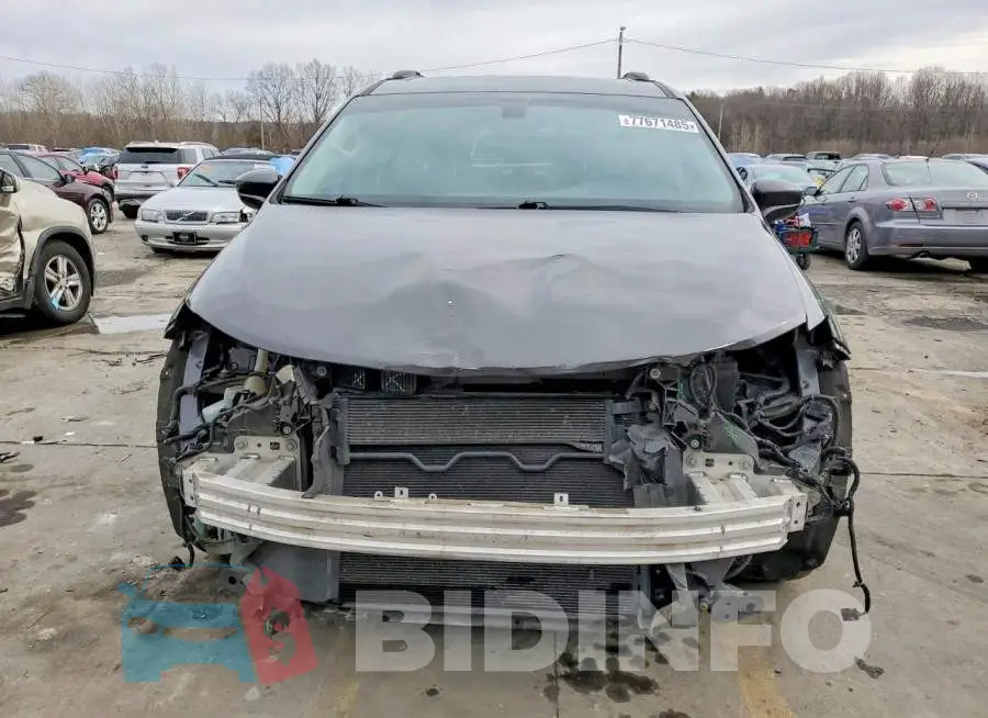 2C4RC1EG7HR518800 Photo# 5