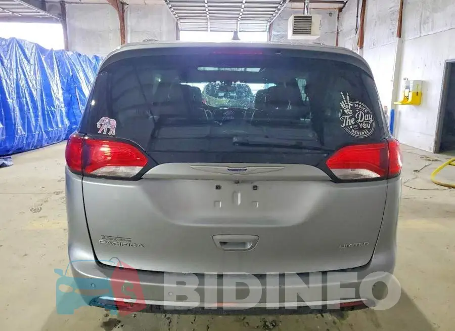 2C4RC1GGXLR144219 Photo# 6