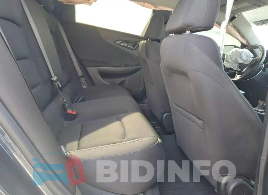 1G1ZG5ST4LF114813 Photo# 10