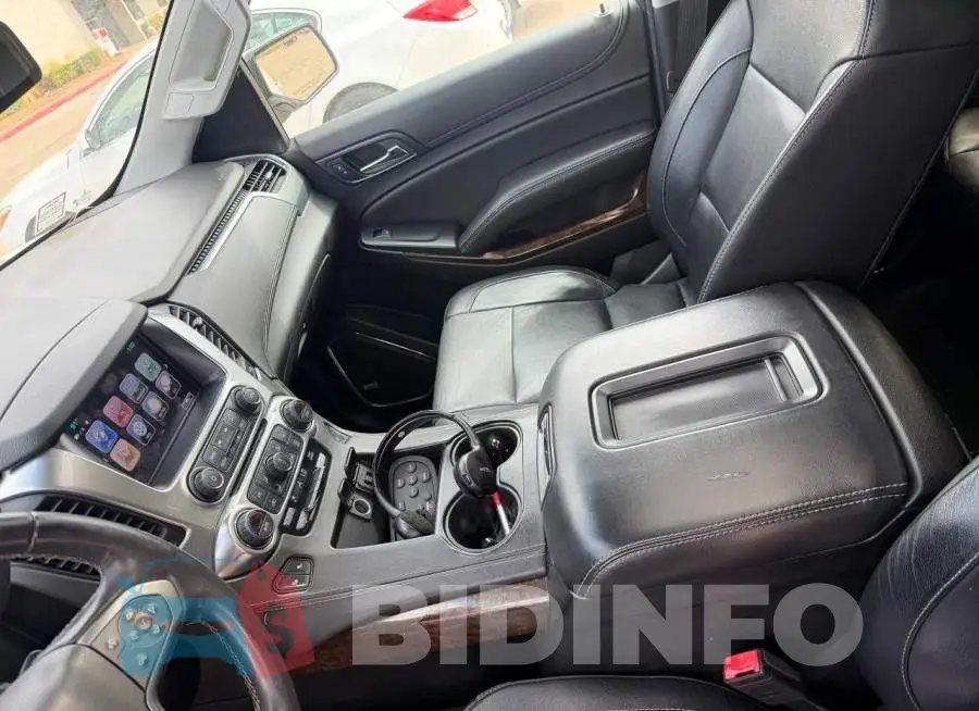 1GNSCBKC6JR129643 Photo# 12