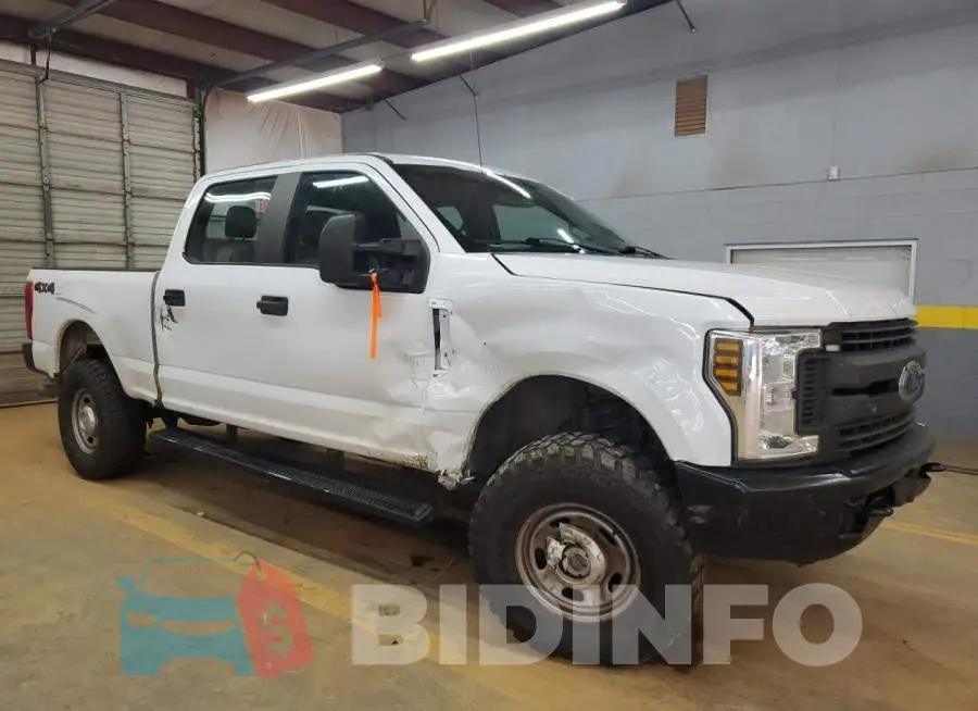 1FT7W2B66JEB72838 Photo# 4