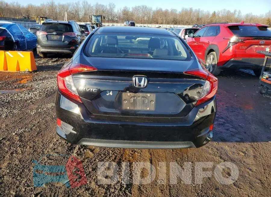 2HGFC2F50JH585743 Photo# 6
