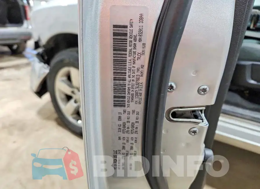 1C6RR7LT6JS276613 Photo# 13