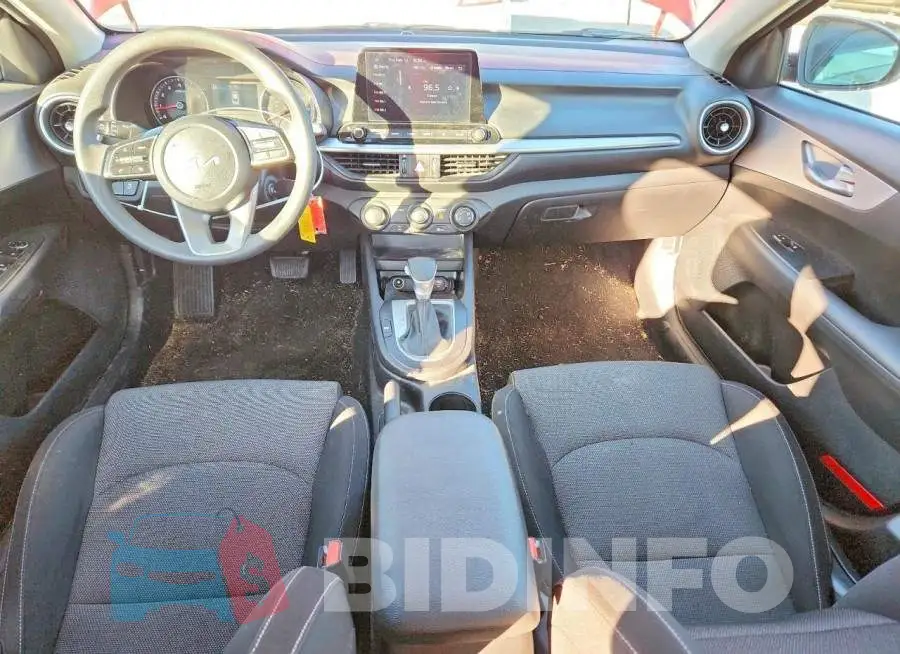 3KPF24AD7RE745314 Photo# 8