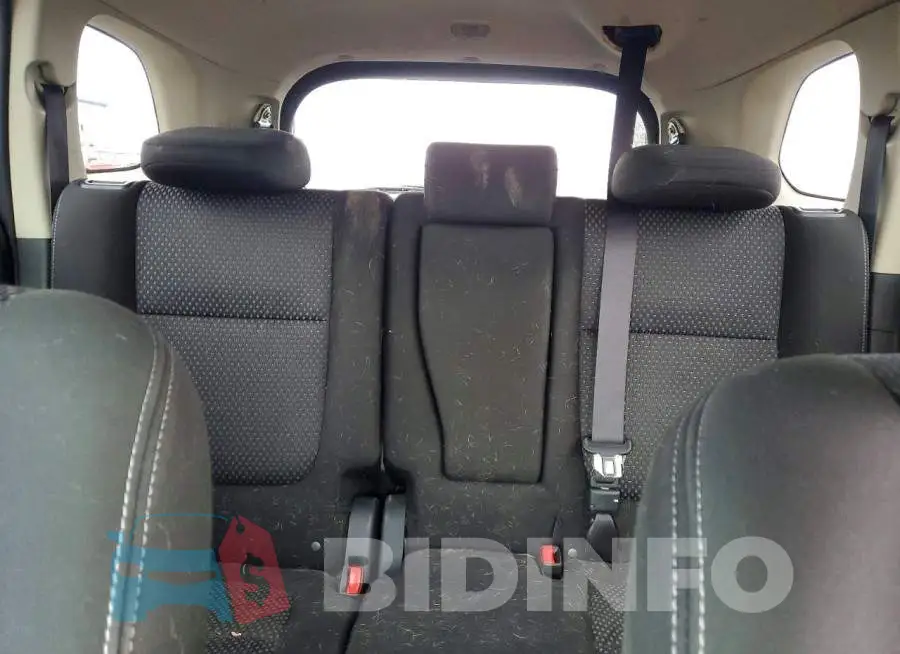 JA4AZ3A37JZ055816 Photo# 10