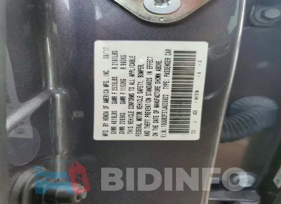 19UUB2F37JA006822 Photo# 12