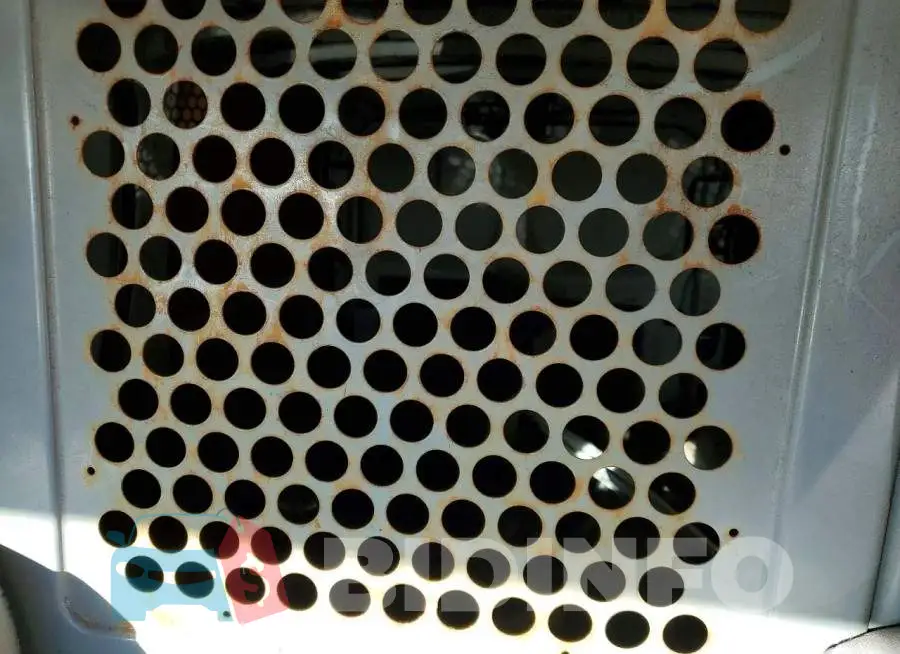 1N6AF0KY4JN804129 Photo# 10