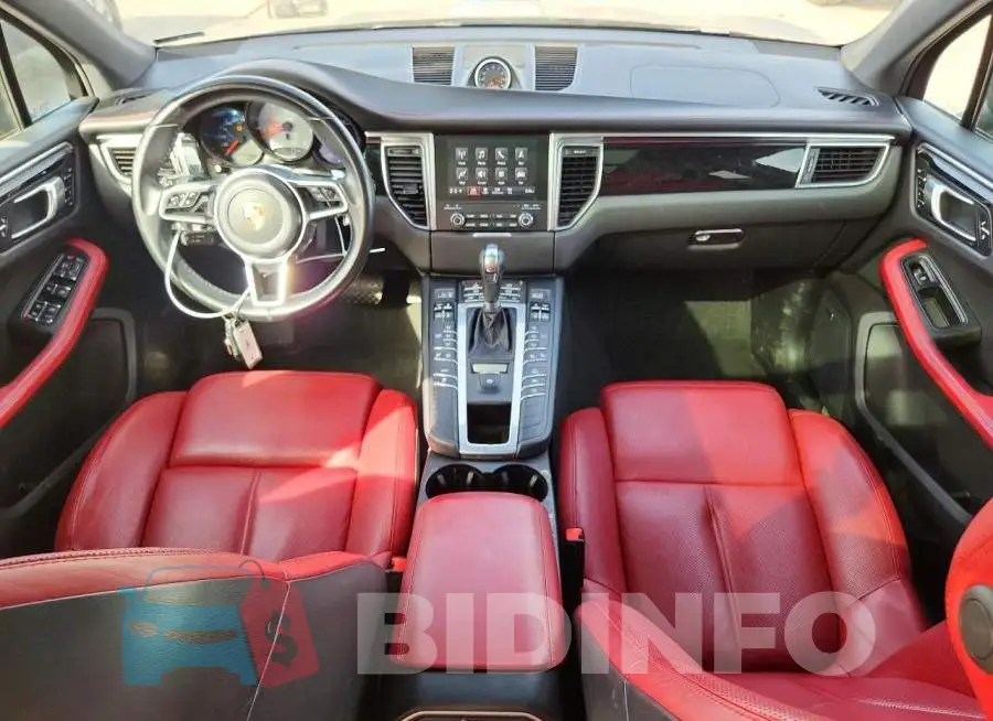 WP1AB2A52JLB32731 Photo# 8