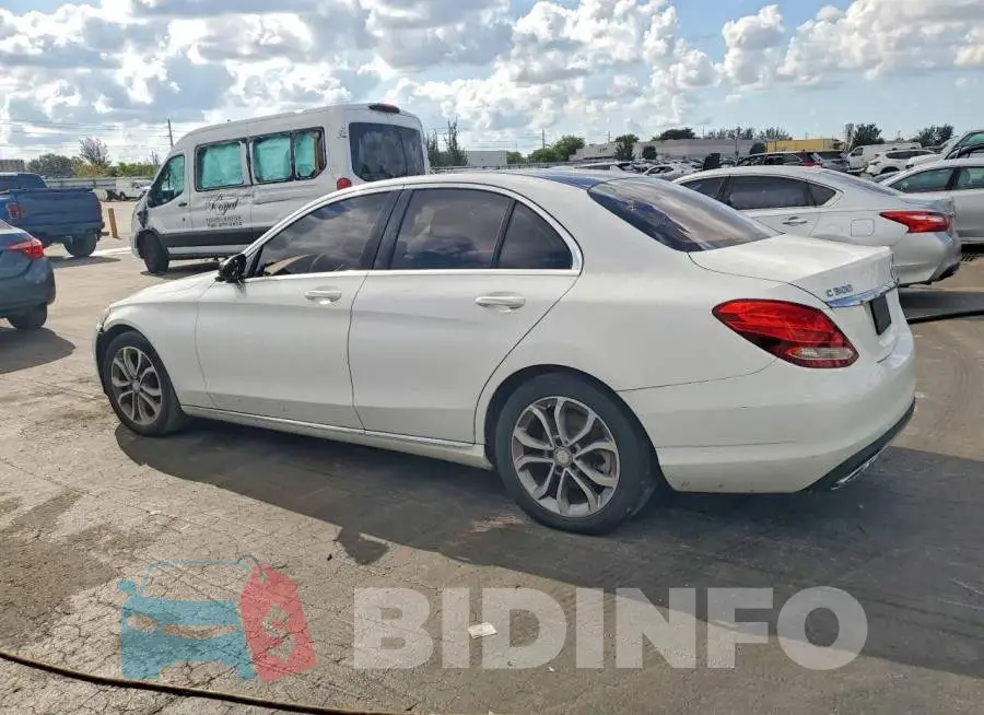 55SWF4JB0HU196131 Photo# 2