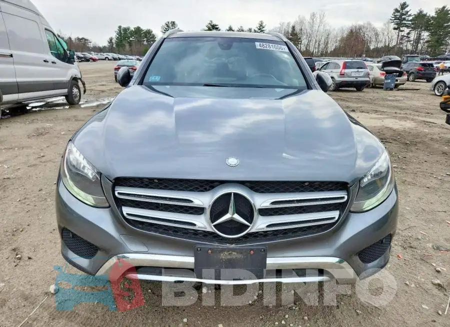 WDC0G4KB8HF153889 Photo# 5