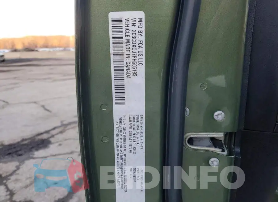2C3CDXGJ7PH505195 Photo# 12