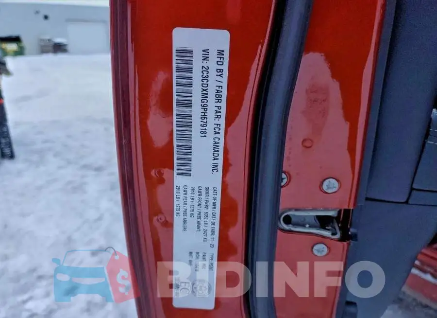 2C3CDXMG9PH679181 Photo# 12
