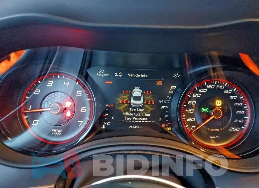 2C3CDXMG9PH679181 Photo# 9