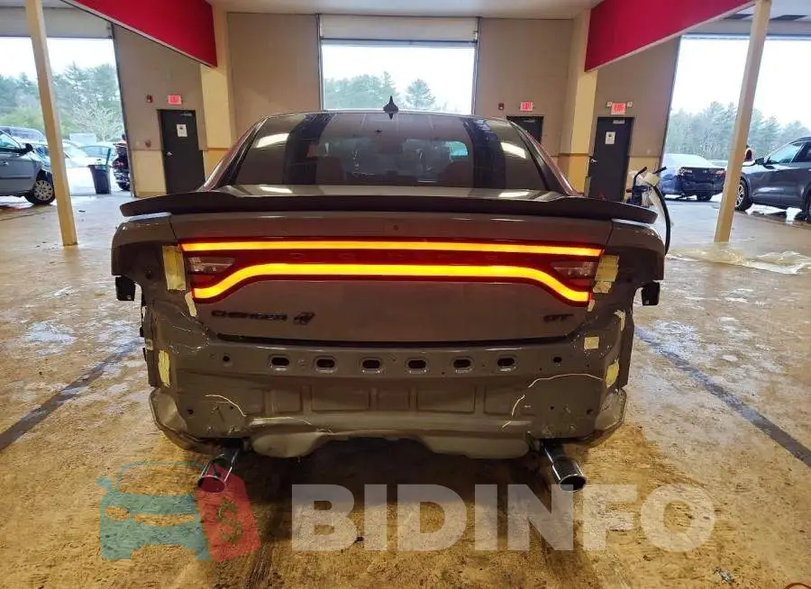 2C3CDXMG9PH706153 Photo# 6