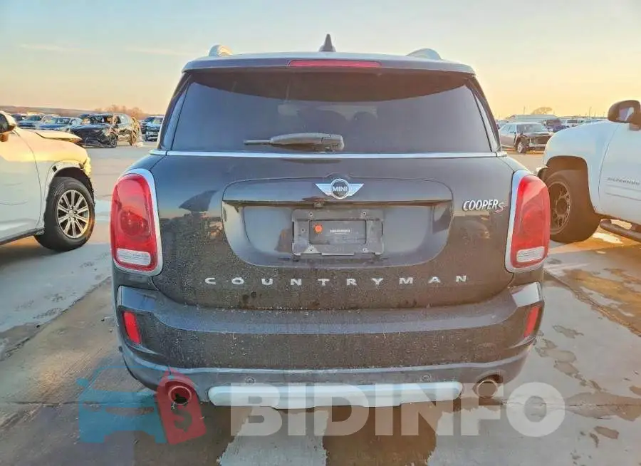 WMZYT5C3XJ3E61528 Photo# 6