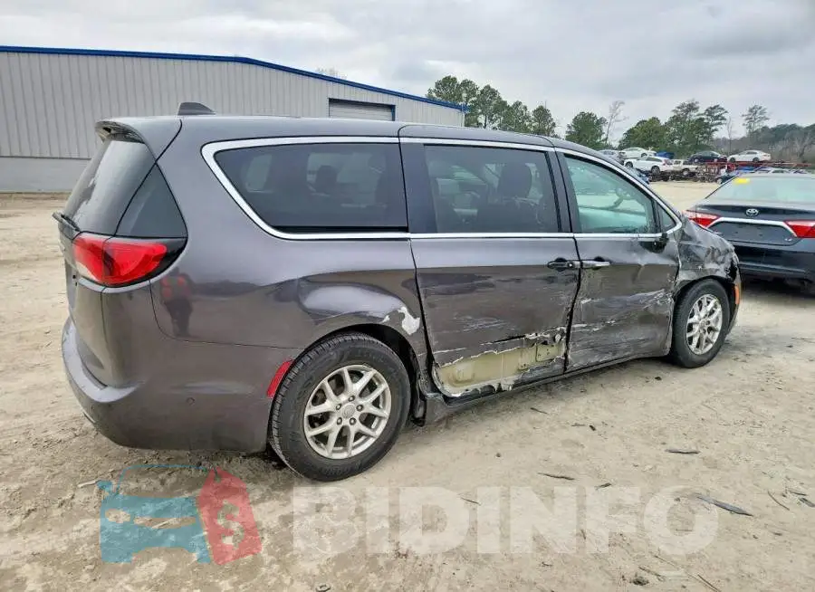 2C4RC1FGXLR108595 Photo# 3