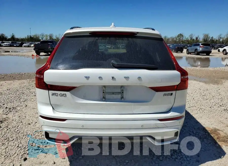 YV4M12RJ5S1106783 Photo# 6