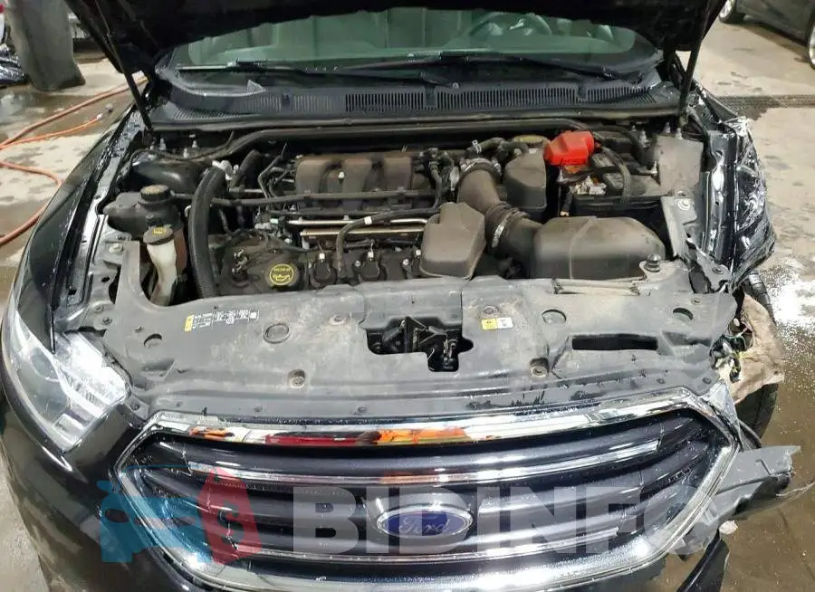 1FAHP2F82KG108577 Photo# 11