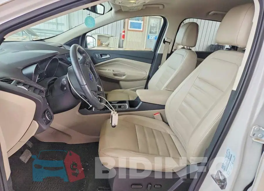 1FMCU9J90HUD86681 Photo# 7