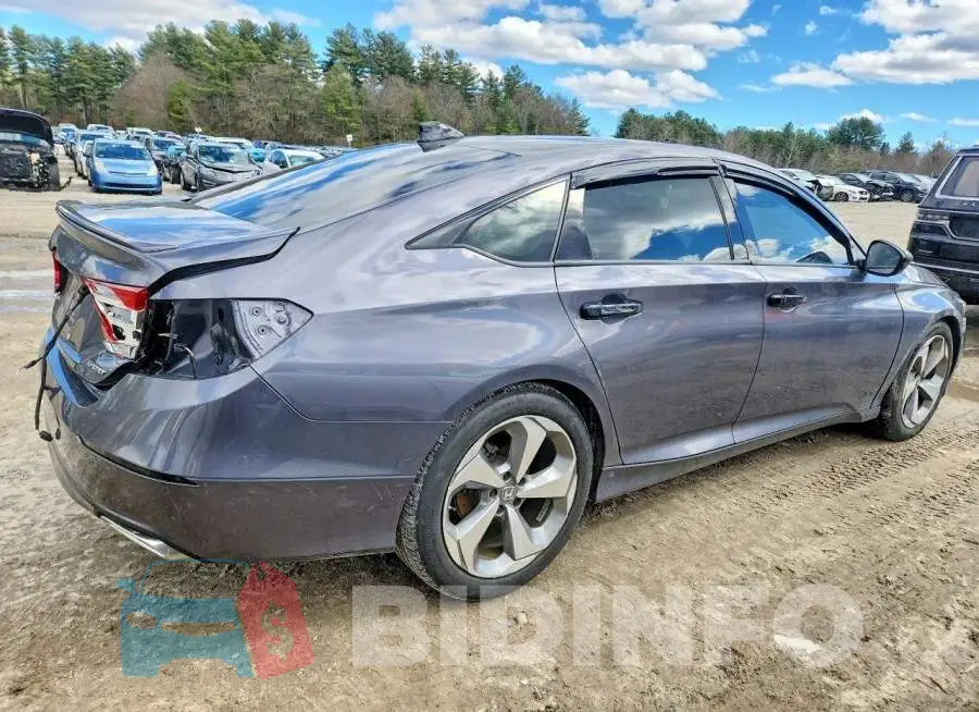 1HGCV1F33KA125613 Photo# 3