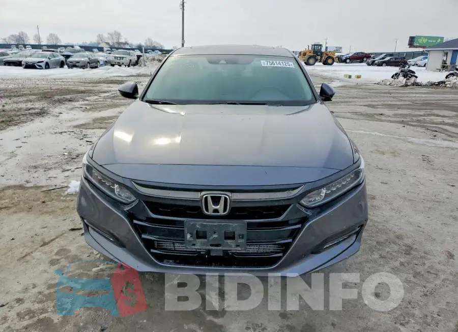 1HGCV2F55JA038527 Photo# 5