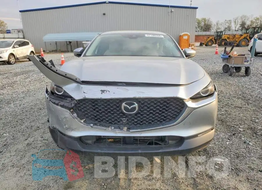 3MVDMBCL4LM130726 Photo# 5