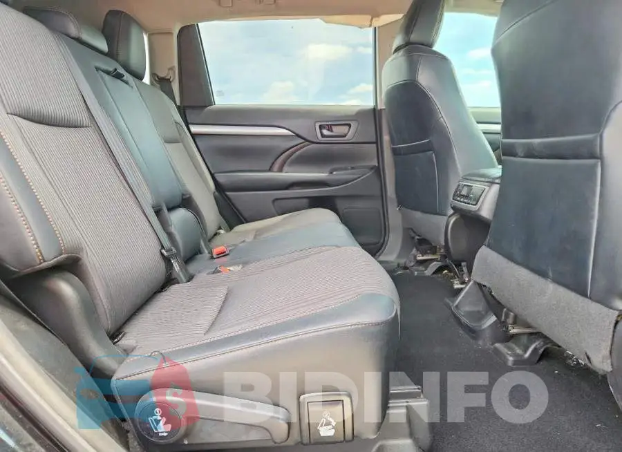 5TDZZRFH7JS236951 Photo# 11
