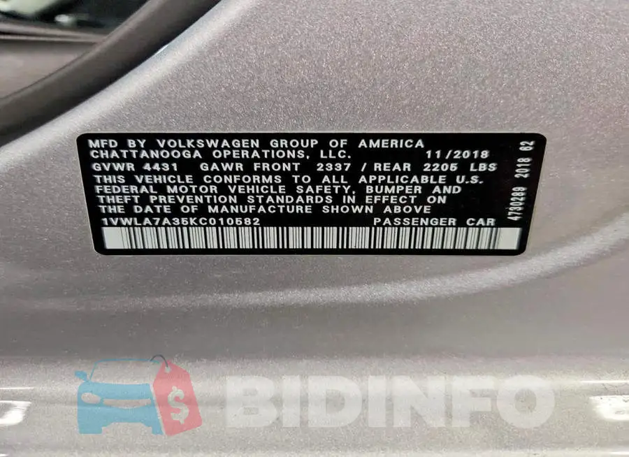 1VWLA7A35KC010582 Photo# 13