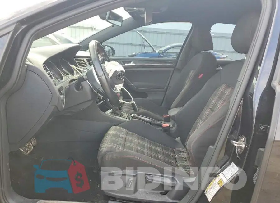 3VW6T7AU5KM013304 Photo# 7