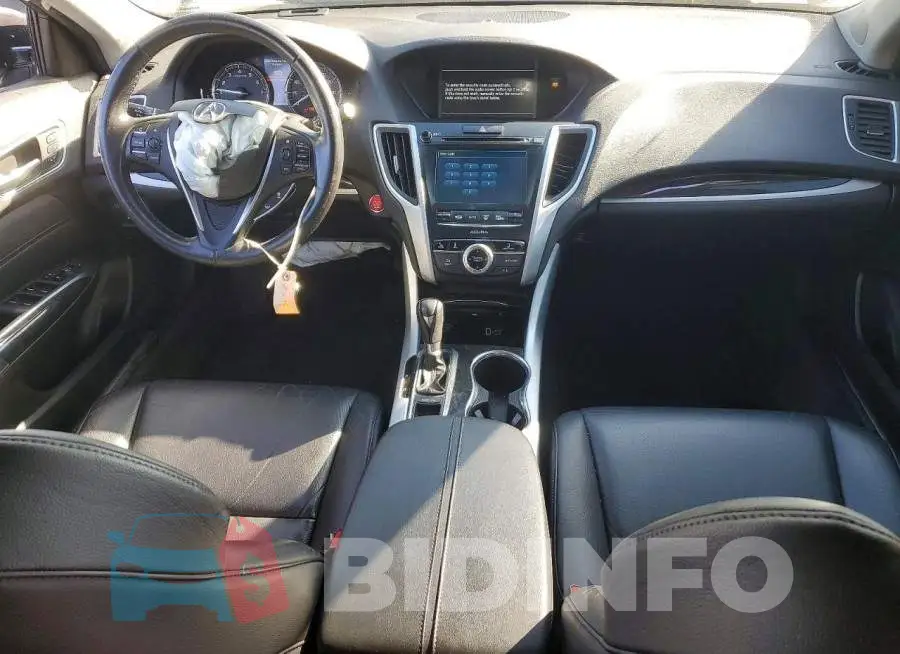 19UUB1F31JA011234 Photo# 8