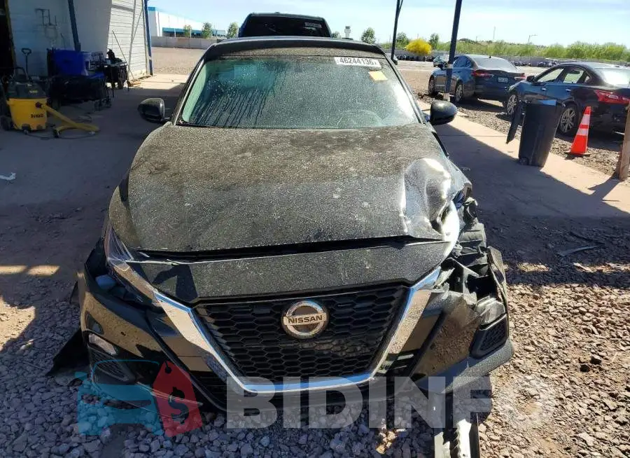 1N4BL4BV8KN305547 Photo# 5