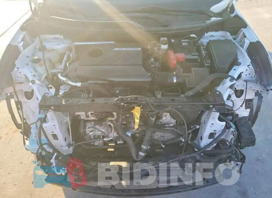 JN8BT3DCXRW380825 Photo# 11
