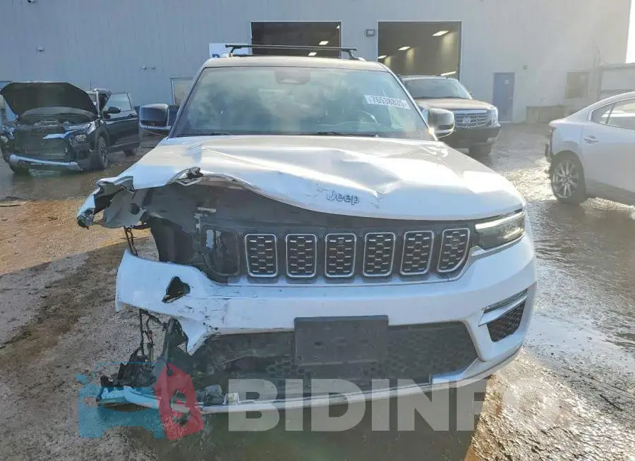 1C4RJHET4N8536660 Photo# 5
