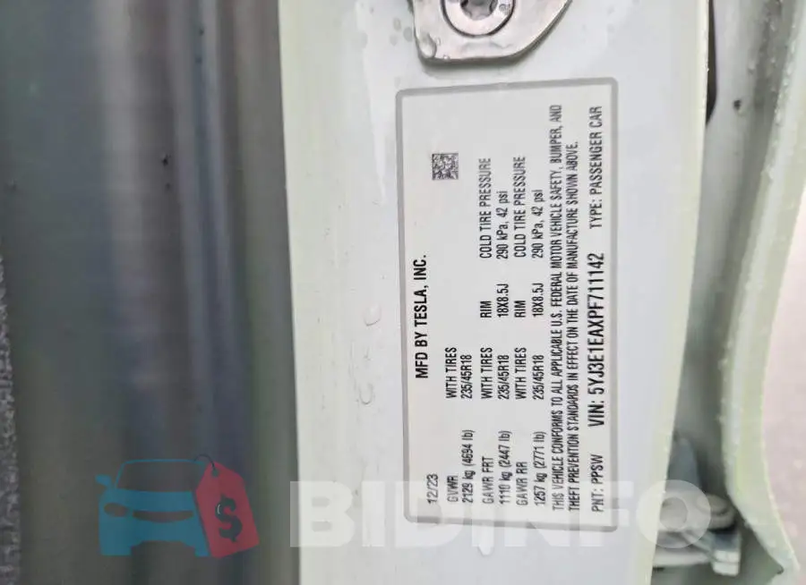 5YJ3E1EAXPF711142 Photo# 12