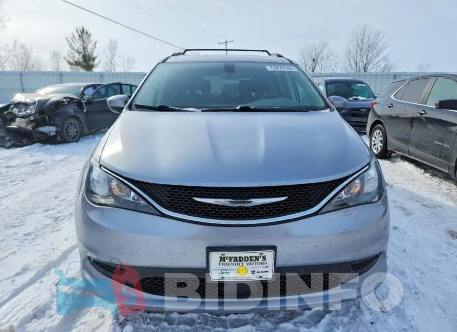 2C4RC1DG5MR523635 Photo# 5