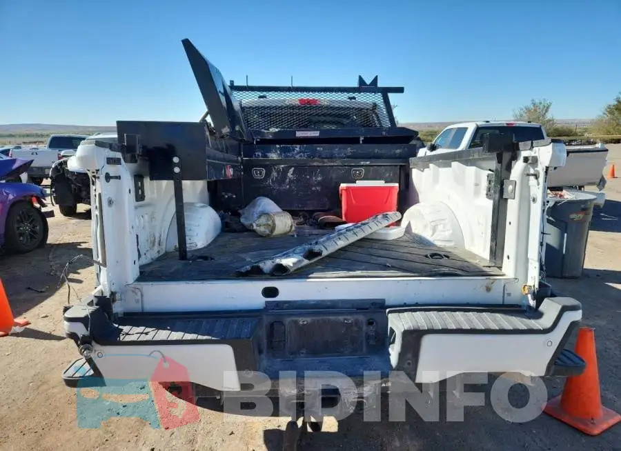 1FT8W2BN2SED68935 Photo# 6