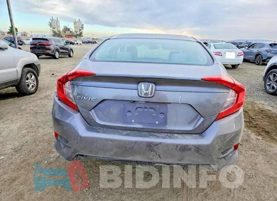 19XFC2F58HE233692 Photo# 6