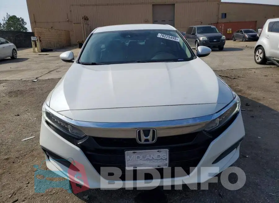 1HGCV1F17KA142977 Photo# 5