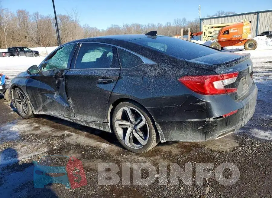 1HGCV2F37KA020501 Photo# 2