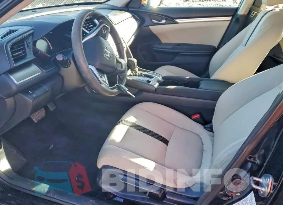 2HGFC2F52JH608245 Photo# 7