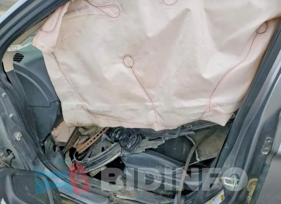 JA4AZ3A34KZ050137 Photo# 7