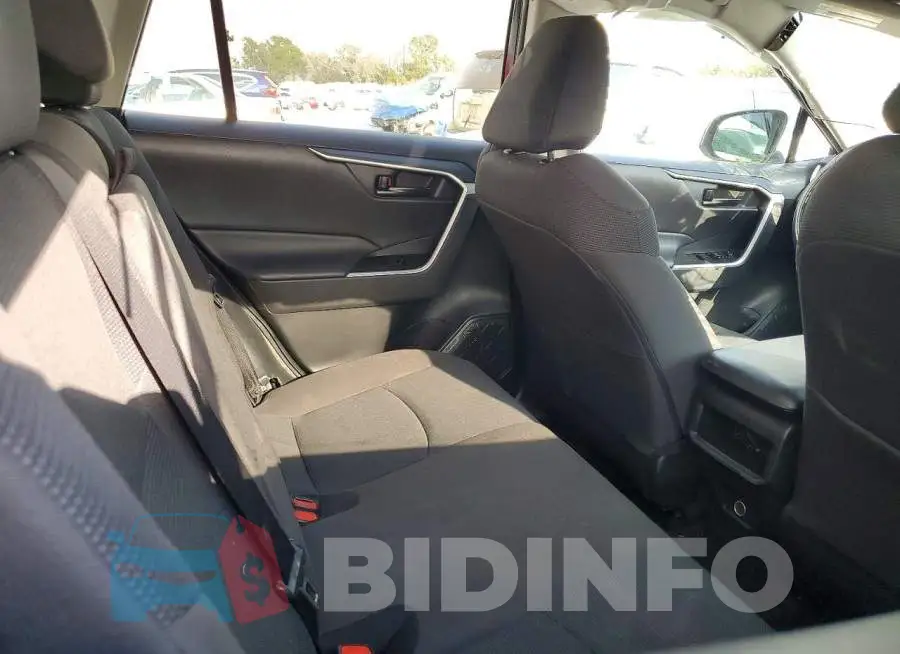 2T3F1RFV6MC243197 Photo# 11