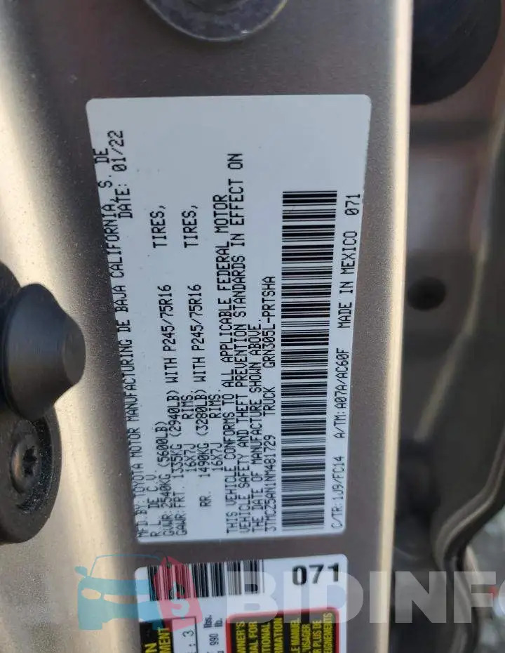 3TMCZ5AN1NM481729 Photo# 12