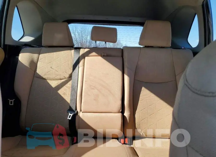 4T3RWRFV9RU137010 Photo# 10