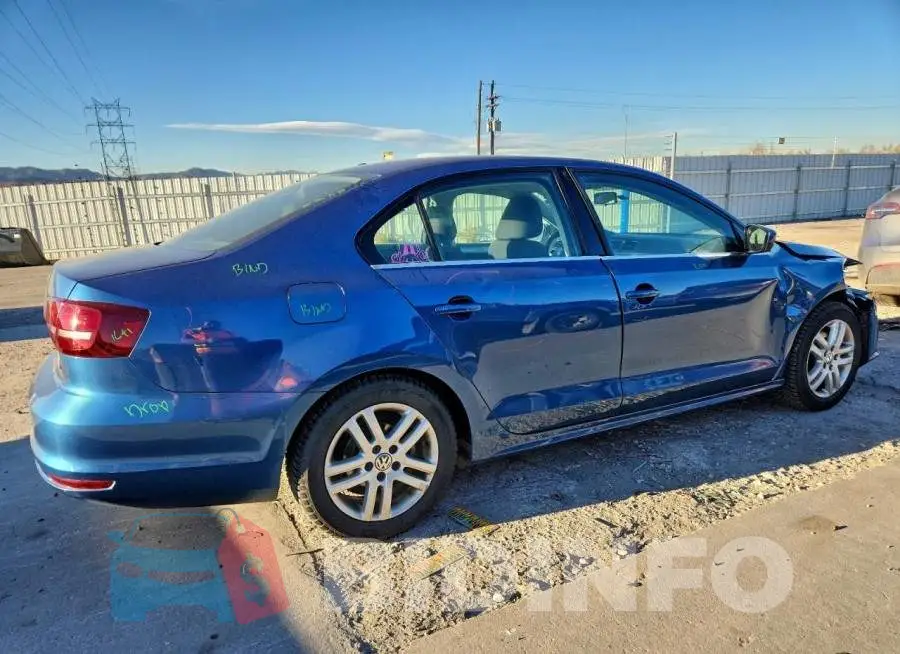 3VW2B7AJ4HM315831 Photo# 3