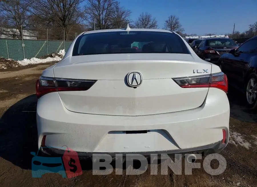 19UDE2F70MA001377 Photo# 6