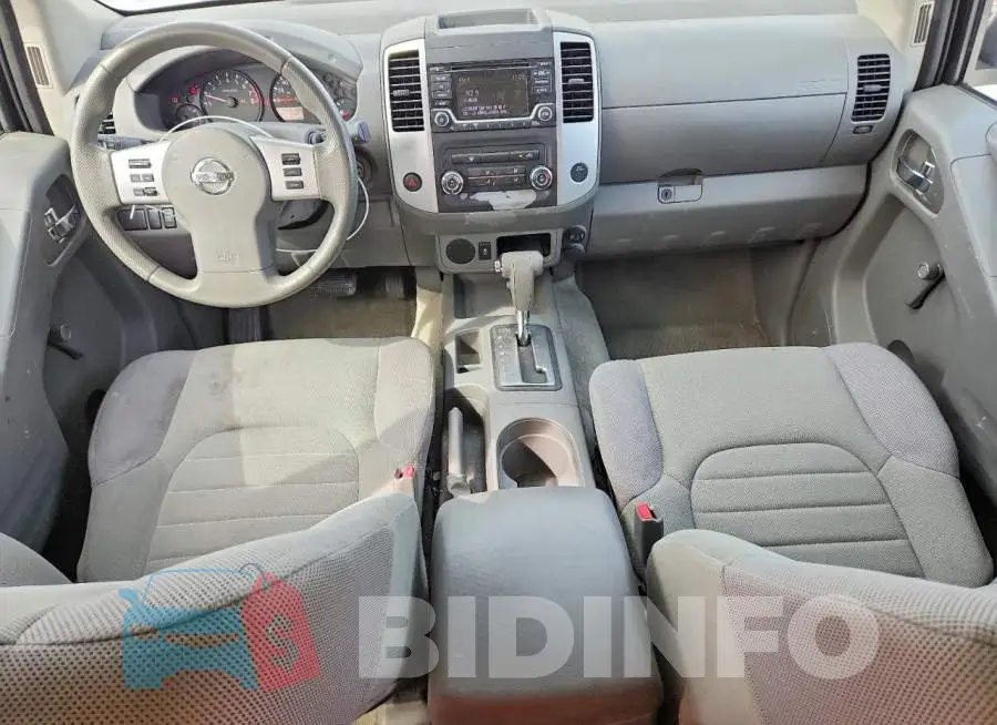 1N6BD0CT5JN745427 Photo# 8