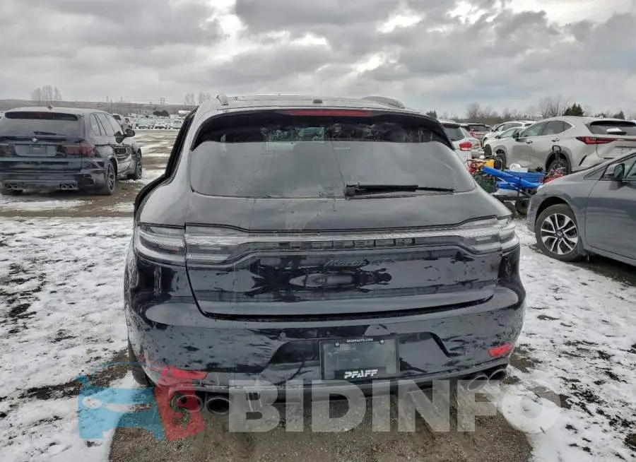 WP1AG2A58MLB53220 Photo# 6