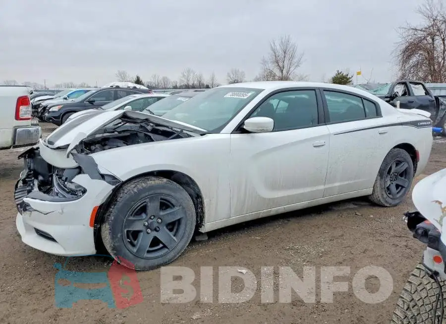 2C3CDXCT3LH215635 Photo# 1